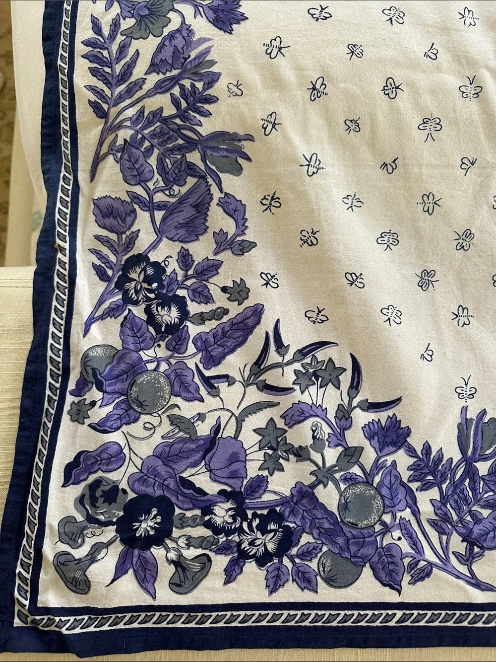 Williams Sonoma French Provençal Cotton Tablecloth 70x90